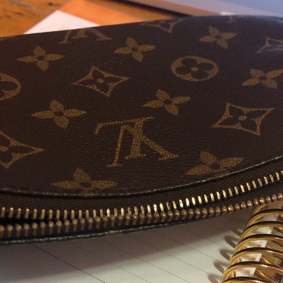Louis Vuitton Handbags - Louis Vuitton Pochette Accesoires